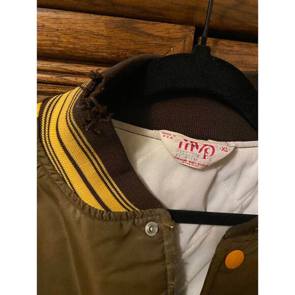 Wyoming Cowboys Vintage Bomber Jacket XL - Picture 2 of 6